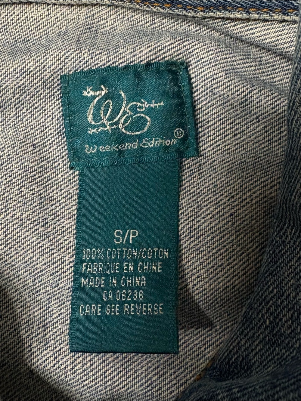 Women's Blue Denim Utility Jacket - Lightweight Shirt Jacket - Picture 3 of 6